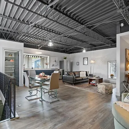 The 418. An 1866 Build With Modern Comforts Fort Wayne Exterior foto