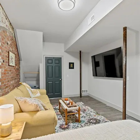 The 418. An 1866 Build With Modern Comforts Fort Wayne Exterior foto