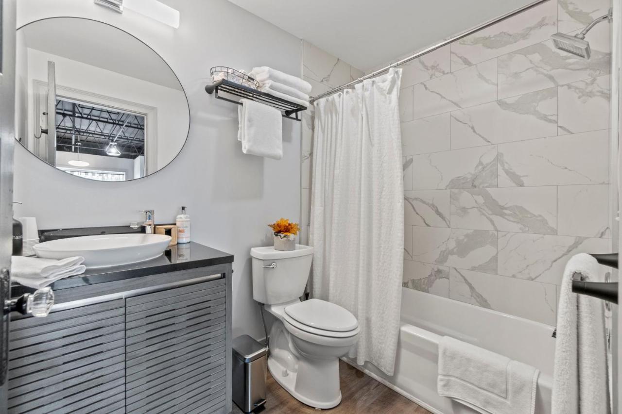 The 418. An 1866 Build With Modern Comforts Apartment *